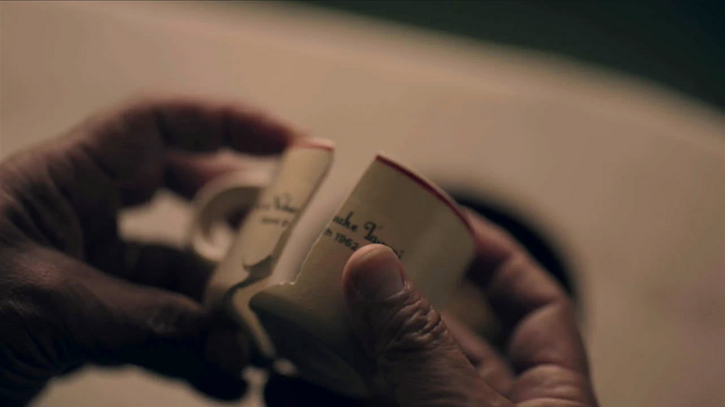 Kintsugi as a symbol of forgiveness in "The Man in the High Castle"